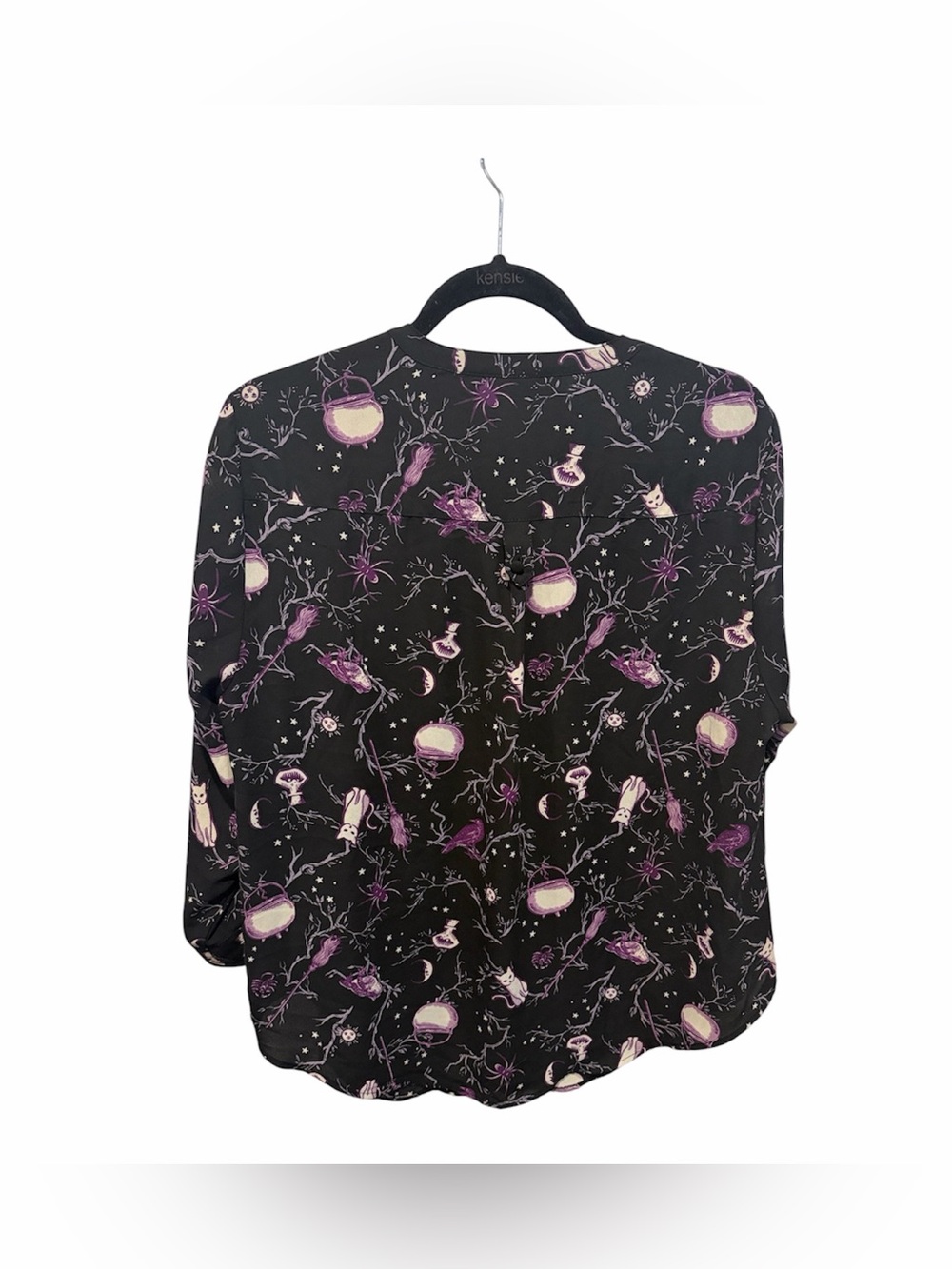 Disney Torrid Hocus Pocus black Harper 3/4 sleeve v neck blouse size 00/ 10 - Picture 3 of 9